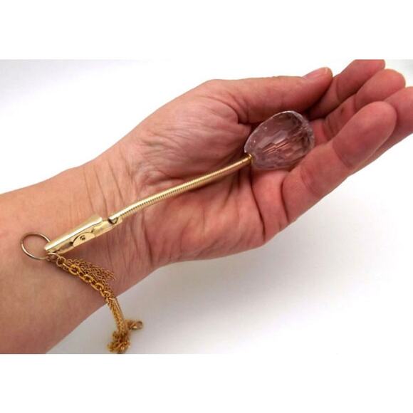 Quickclasp Bracelet Helper Set of 2 with Drawstring Bags - Picture 6 of 10